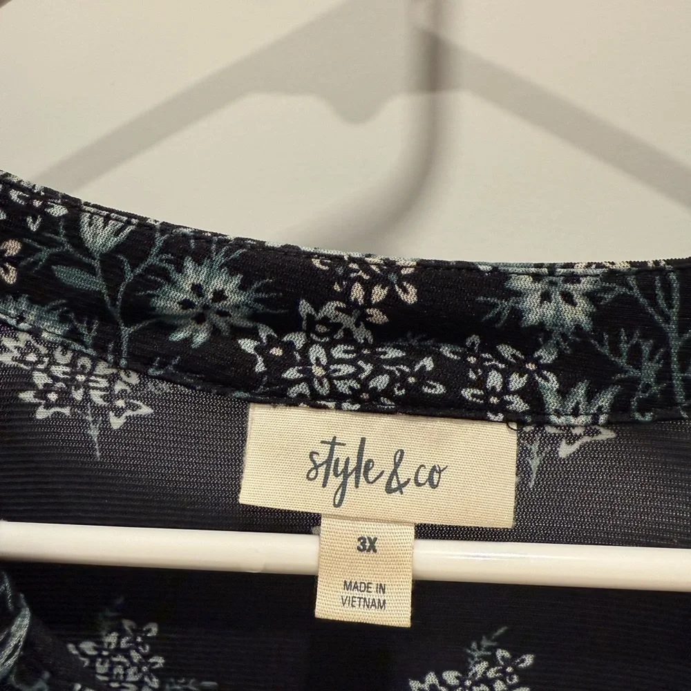 Style & Co blouse - Picture 4 of 7